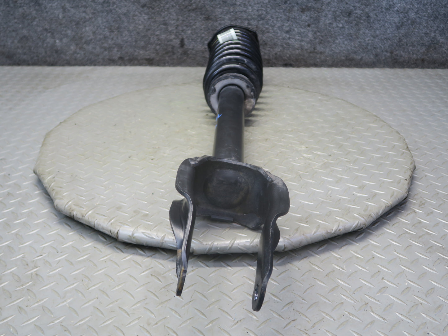 12-15 Mercedes W166 ML350 RWD Set of 2 Front Strut Shock Absorber OEM