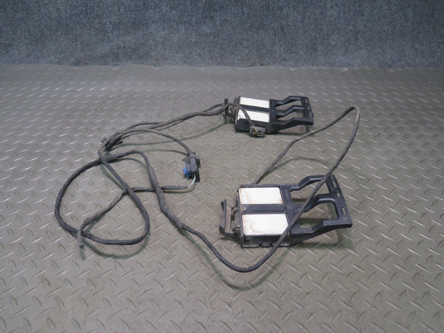12-15 Mercedes W166 Ml-class Set of 2 Left & Right Blind Spot Sensor Module OEM