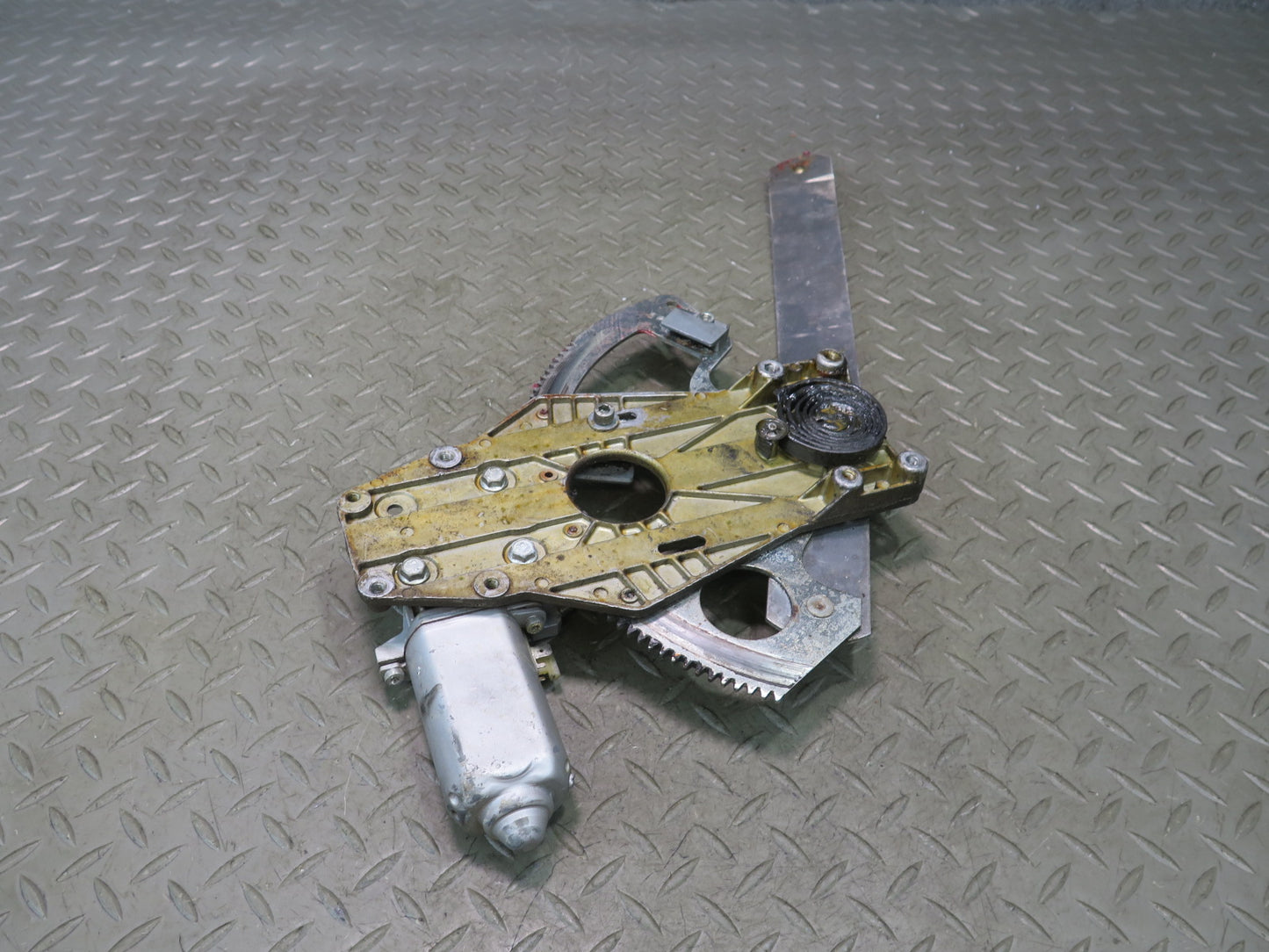 1984-1991 Porsche 928 Left Driver Side Door Window Regulator W/ Motor