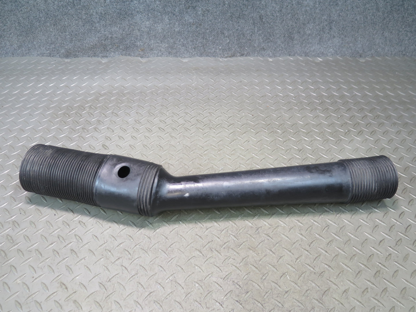 85-91 Porsche 928 S 5.0L Left & Right Air Intake Inlet Duct Hose Pipe Tube Set