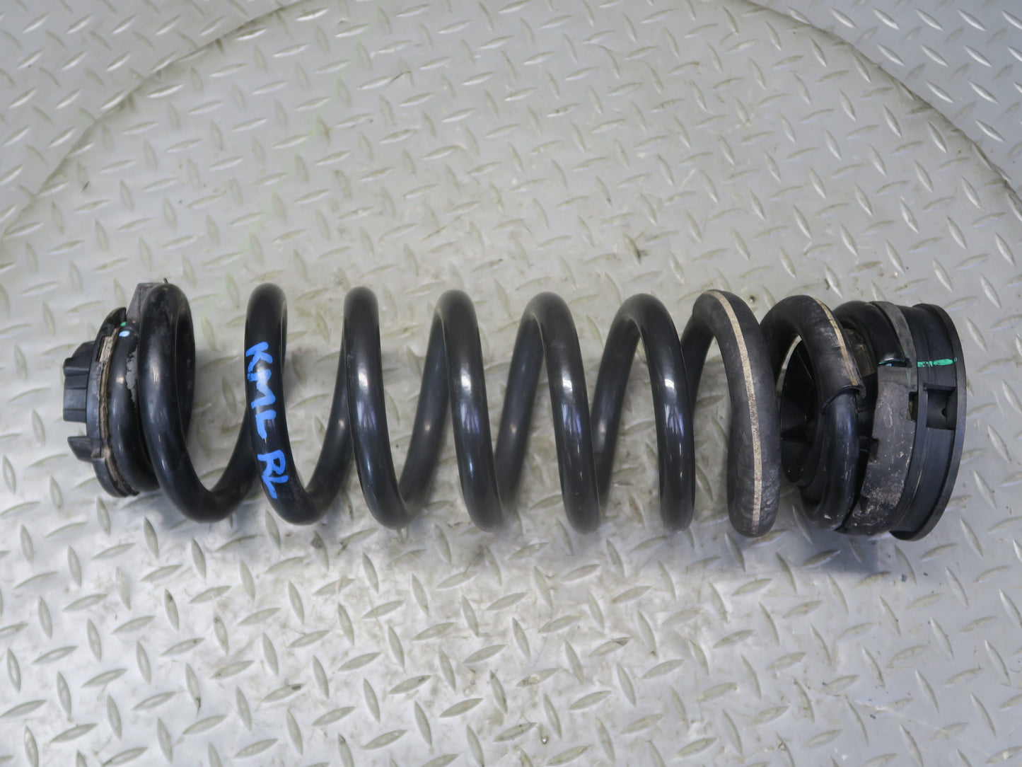 12-15 Mercedes W166 ML350 RWD Set of 2 Rear Left & Right Coil Spring OEM