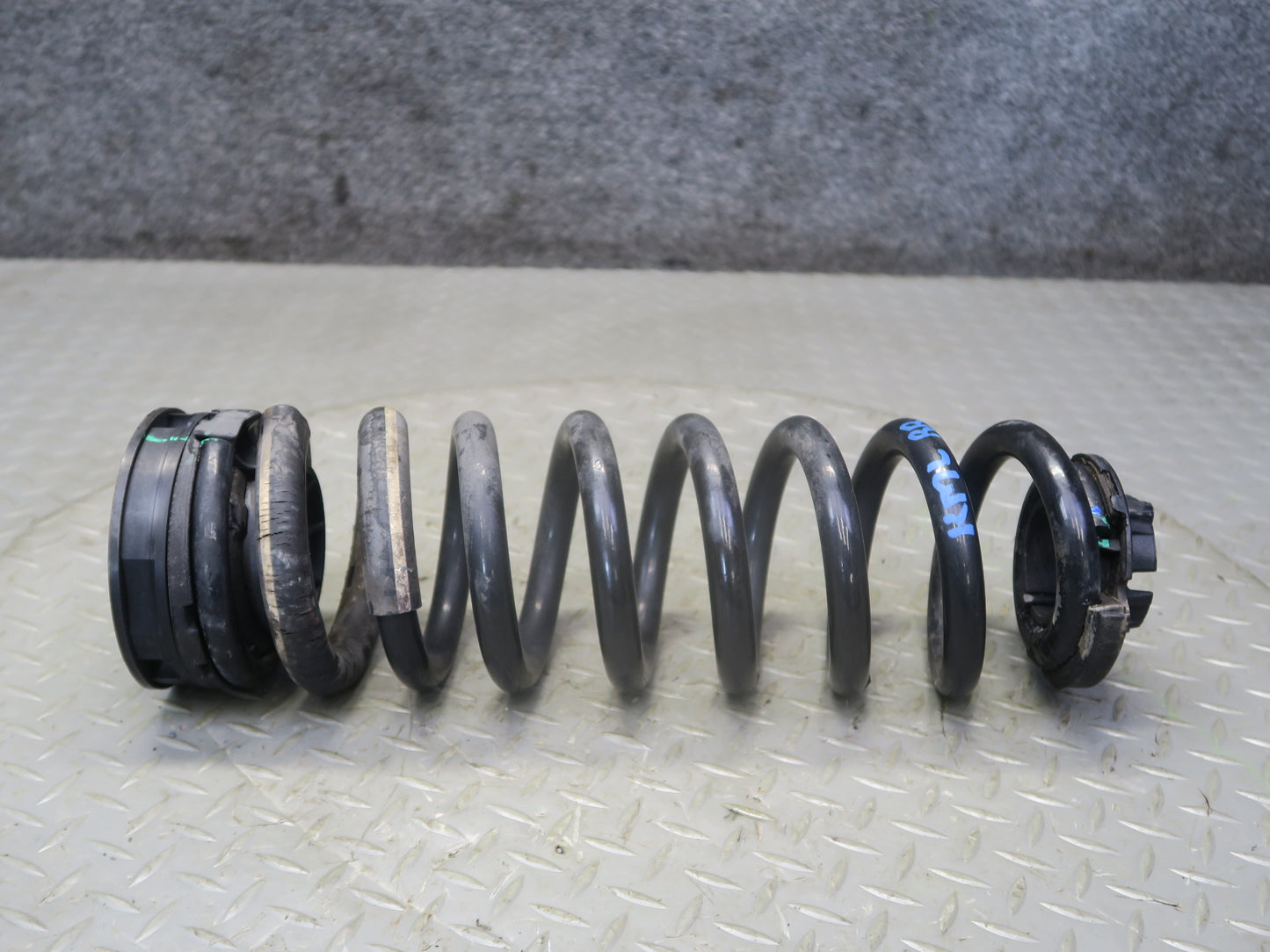 12-15 Mercedes W166 ML350 RWD Set of 2 Rear Left & Right Coil Spring OEM