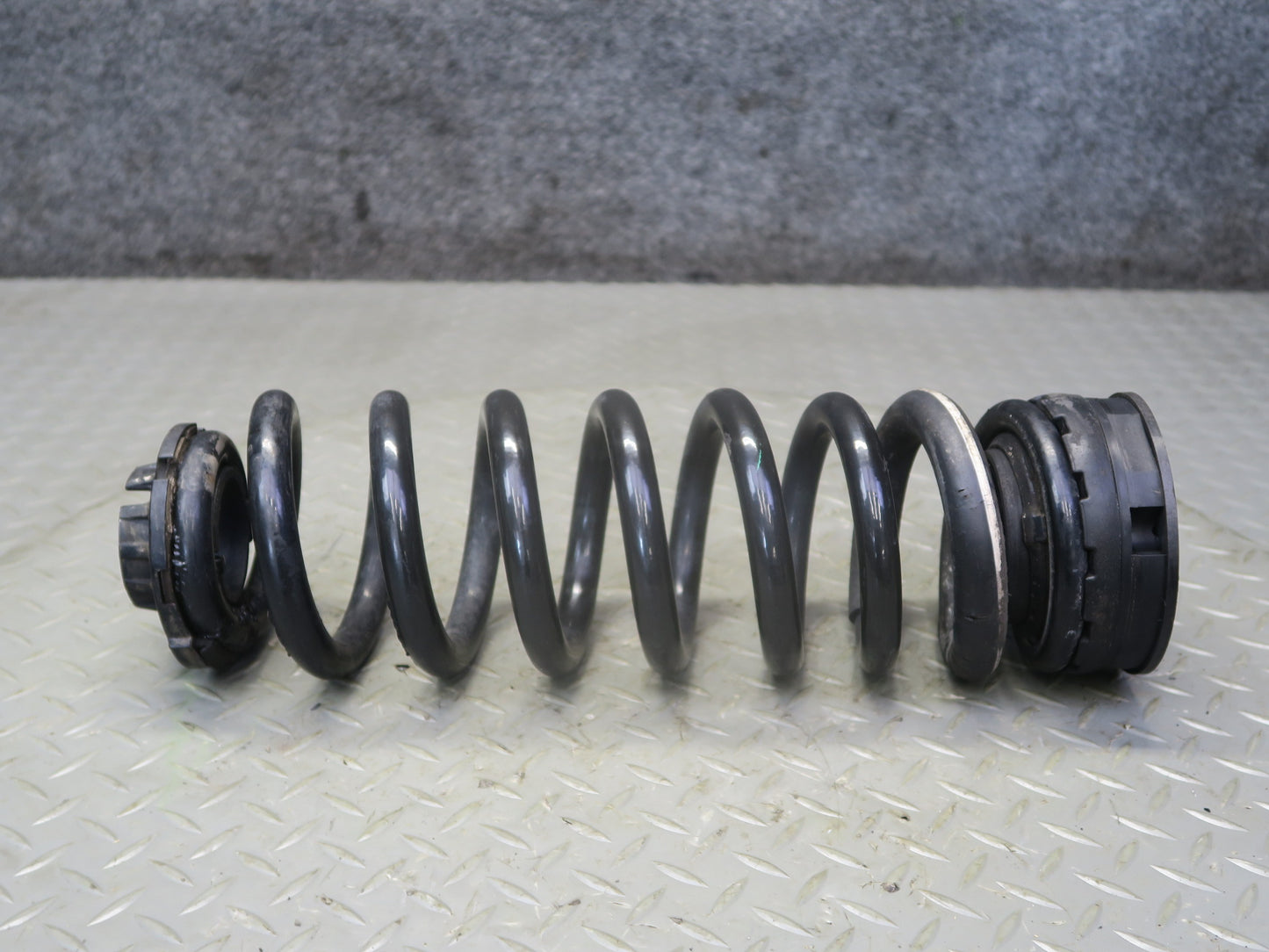 12-15 Mercedes W166 ML350 RWD Set of 2 Rear Left & Right Coil Spring OEM