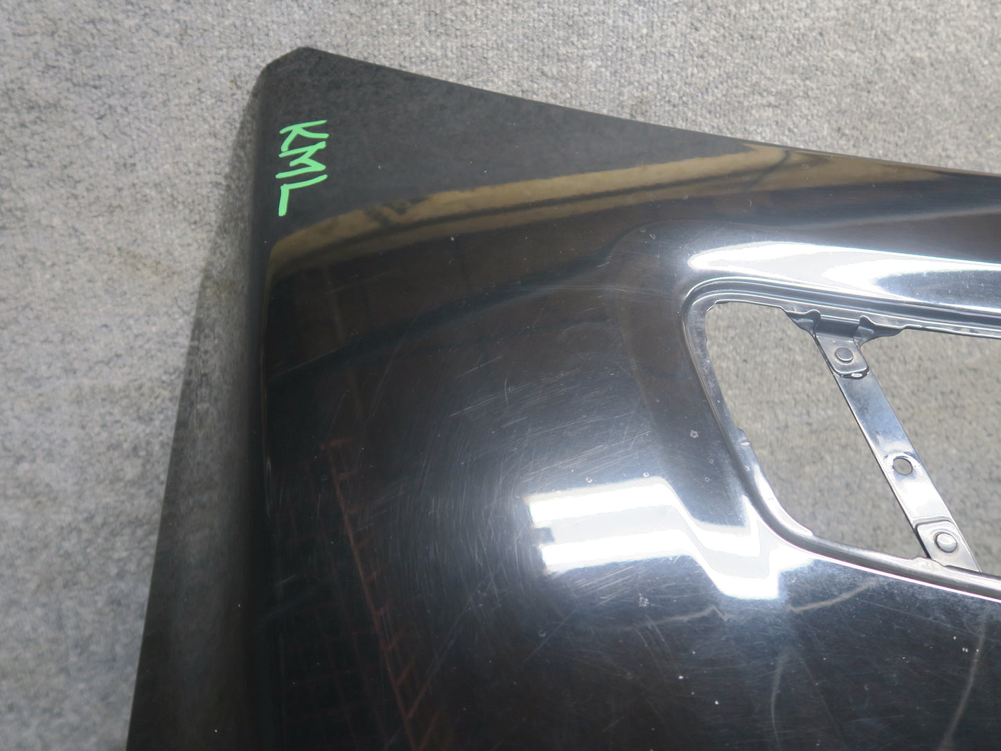 12-15 Mercedes W166 ML350 Front Hood Bonnet Shell Panel Cover Black OEM