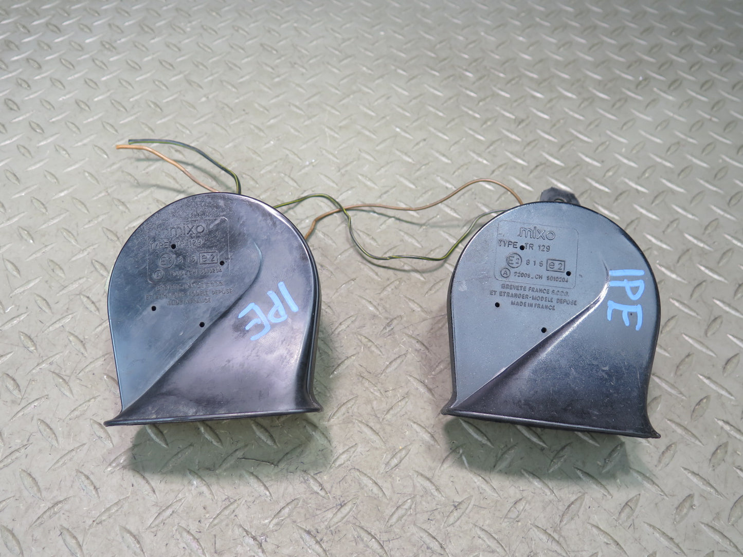1987-1995 Porsche 928 S4 Low & High Tone Note Horn Siren Alarm Set Mixo