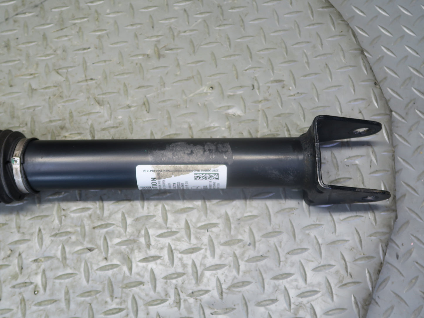 12-15 Mercedes W166 Ml-class RWD Rear Left Strut Shock Absorber 1663261500 OEM