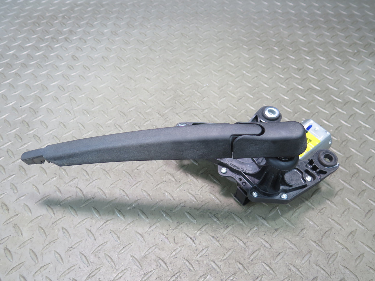 12-15 Mercedes W166 Ml-class Rear Tailgate Wiper Arm w Motor OEM