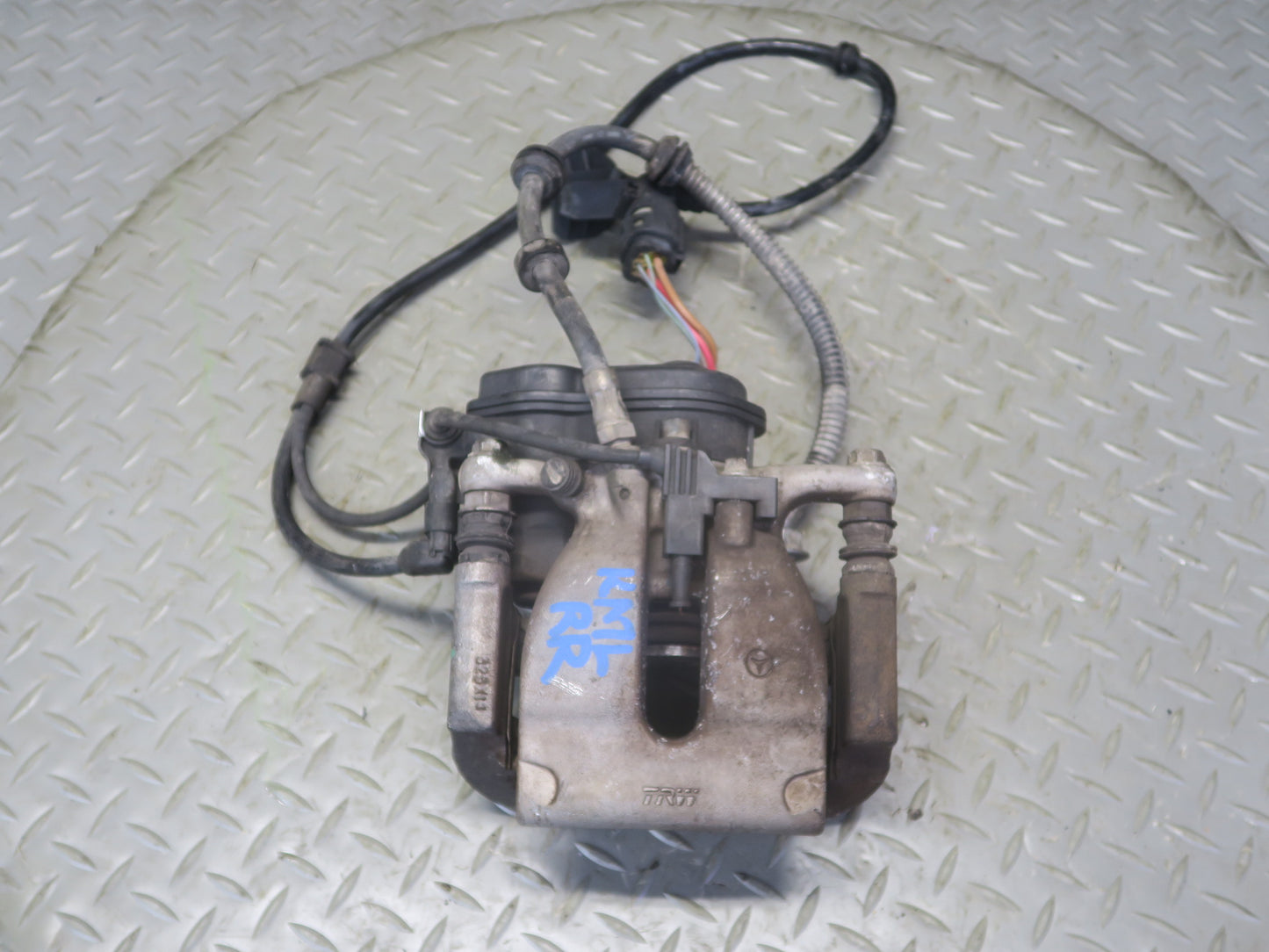 12-15 Mercedes W166 Ml-class RWD Set of 2 Rear Left & Right Brake Caliper OEM