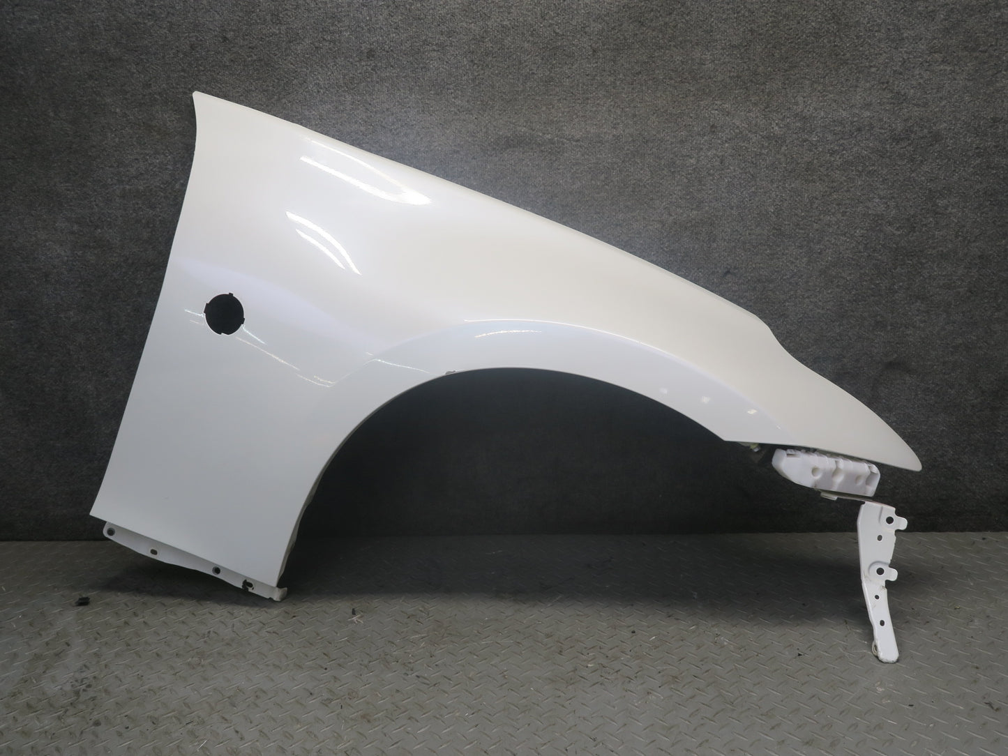 09-20 Nissan Z34 370Z Coupe Front Right Fender Shell Panel Cover White OEM