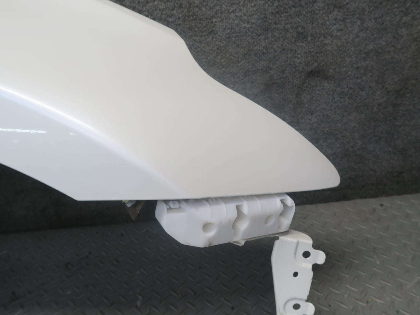09-20 Nissan Z34 370Z Coupe Front Right Fender Shell Panel Cover White OEM