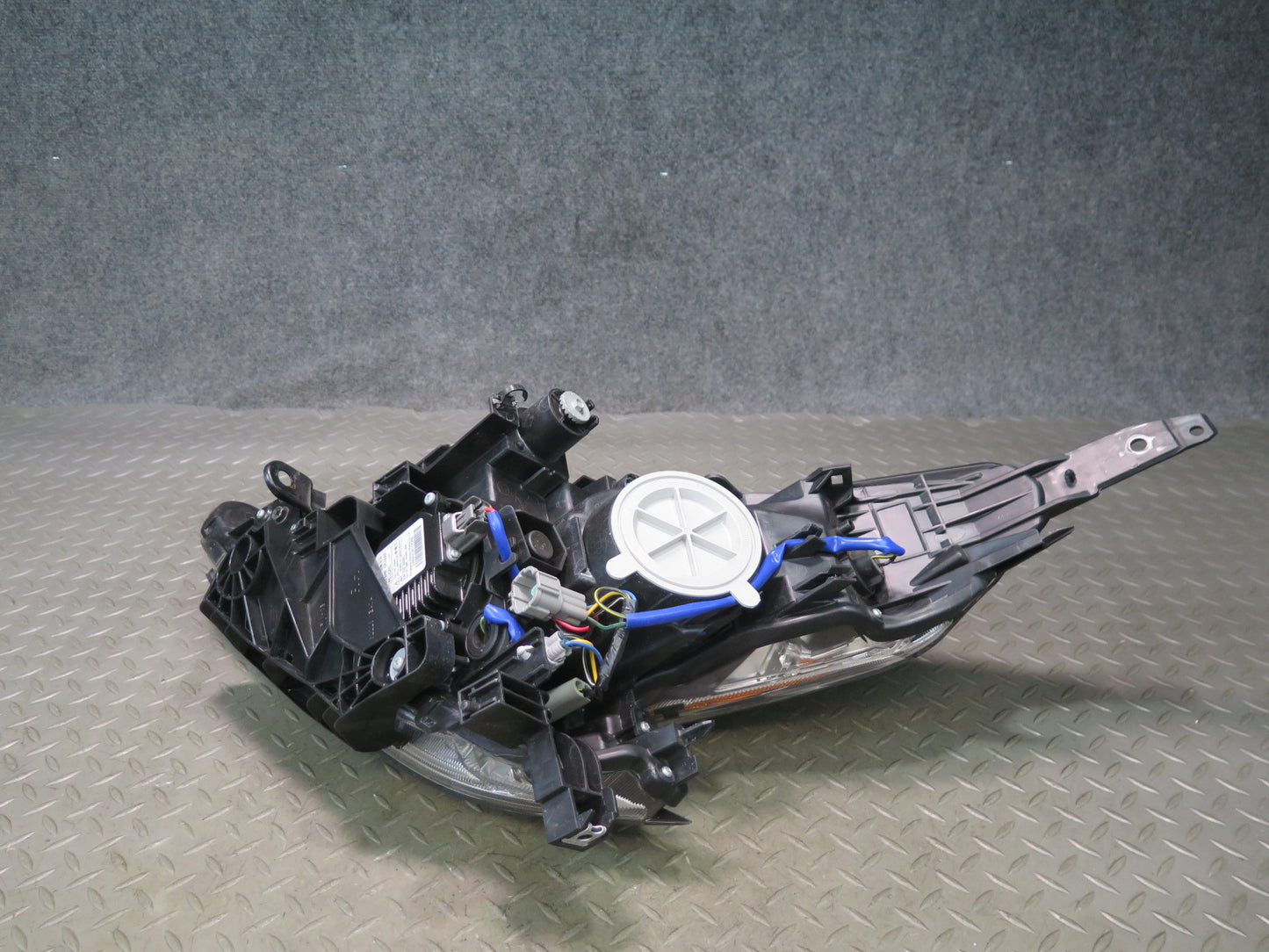 09-17 Nissan Z34 370Z Front Right Passenger Side Xenon HID Headlight Lamp OEM
