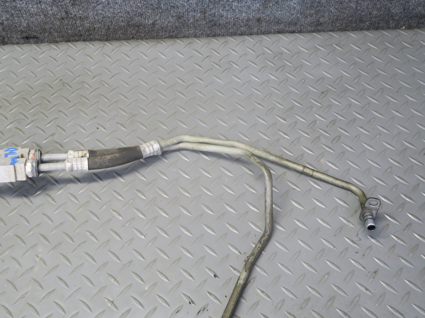 12-15 Mercedes W166 ML350 Automatic Transmission Oil Cooler Hose Pipe Line OEM