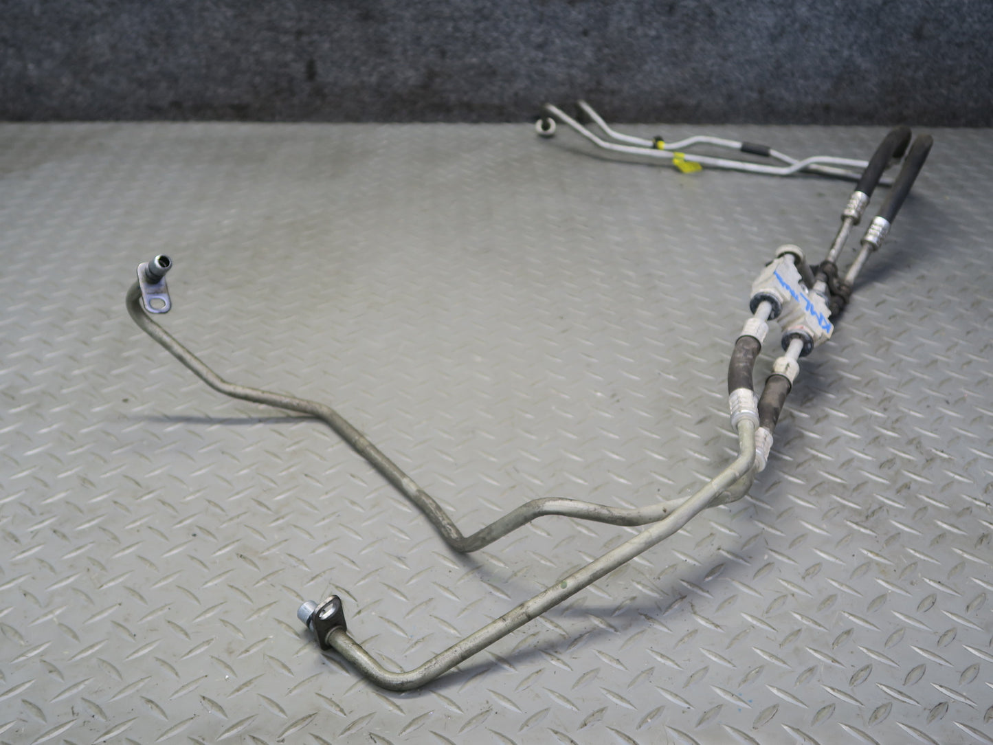 12-15 Mercedes W166 ML350 Automatic Transmission Oil Cooler Hose Pipe Line OEM