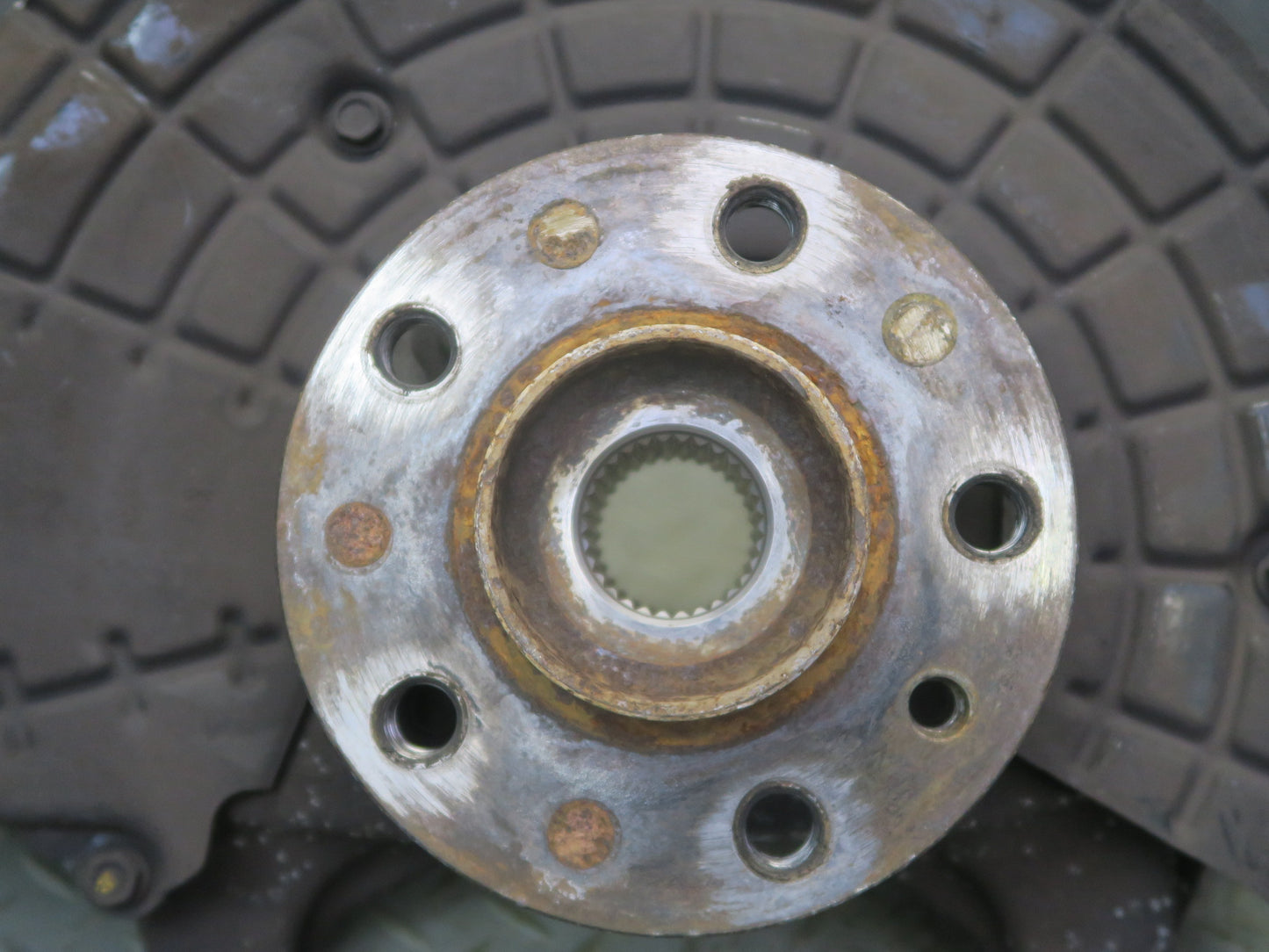2014-2017 Maserati Ghibli M157 AWD Front Right Spindle Knuckle Wheel Hub Bearing