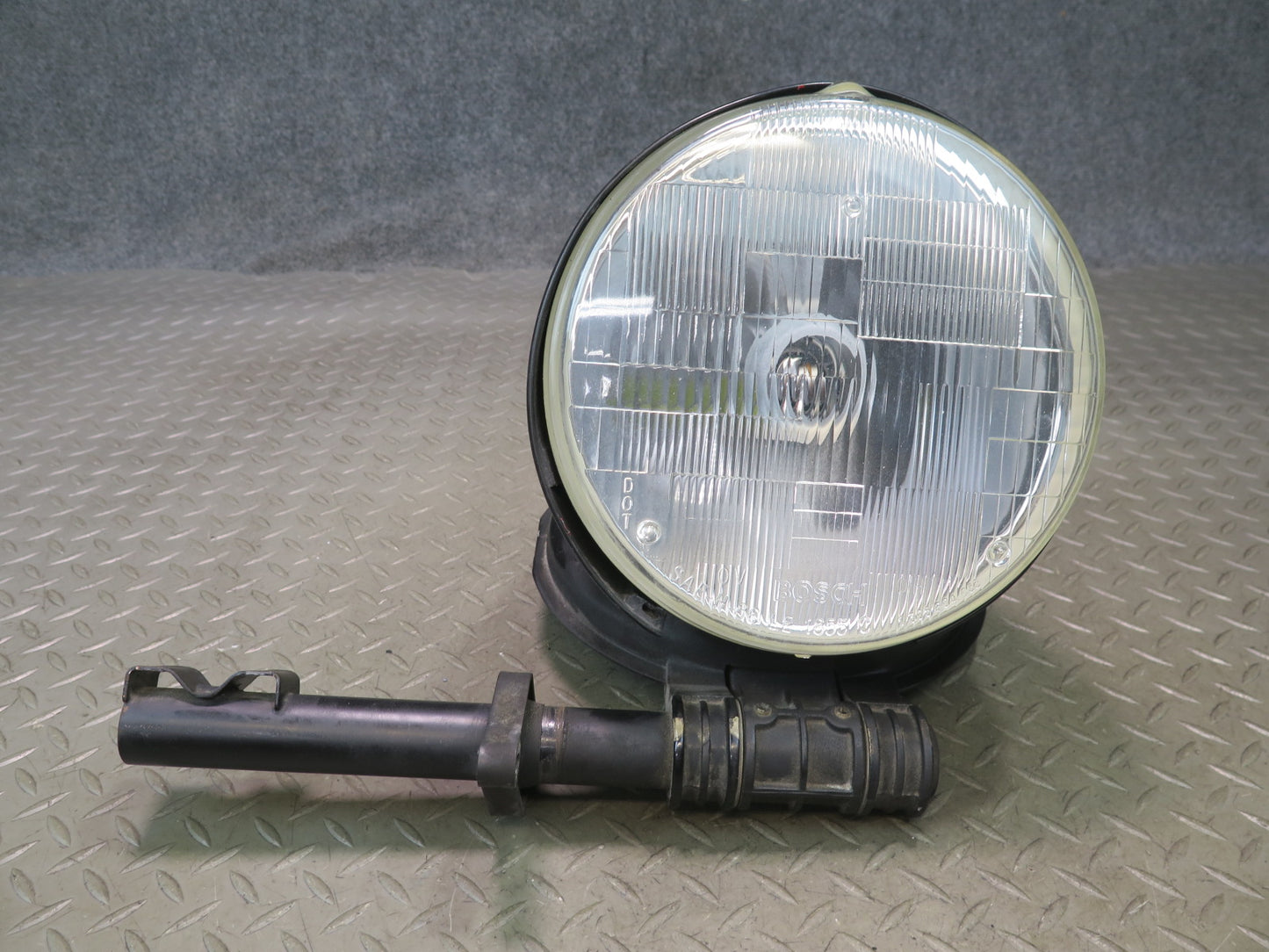 1987-1995 Porsche 928 S4 Front Left Side Halogen Headlight Lamp Assembly