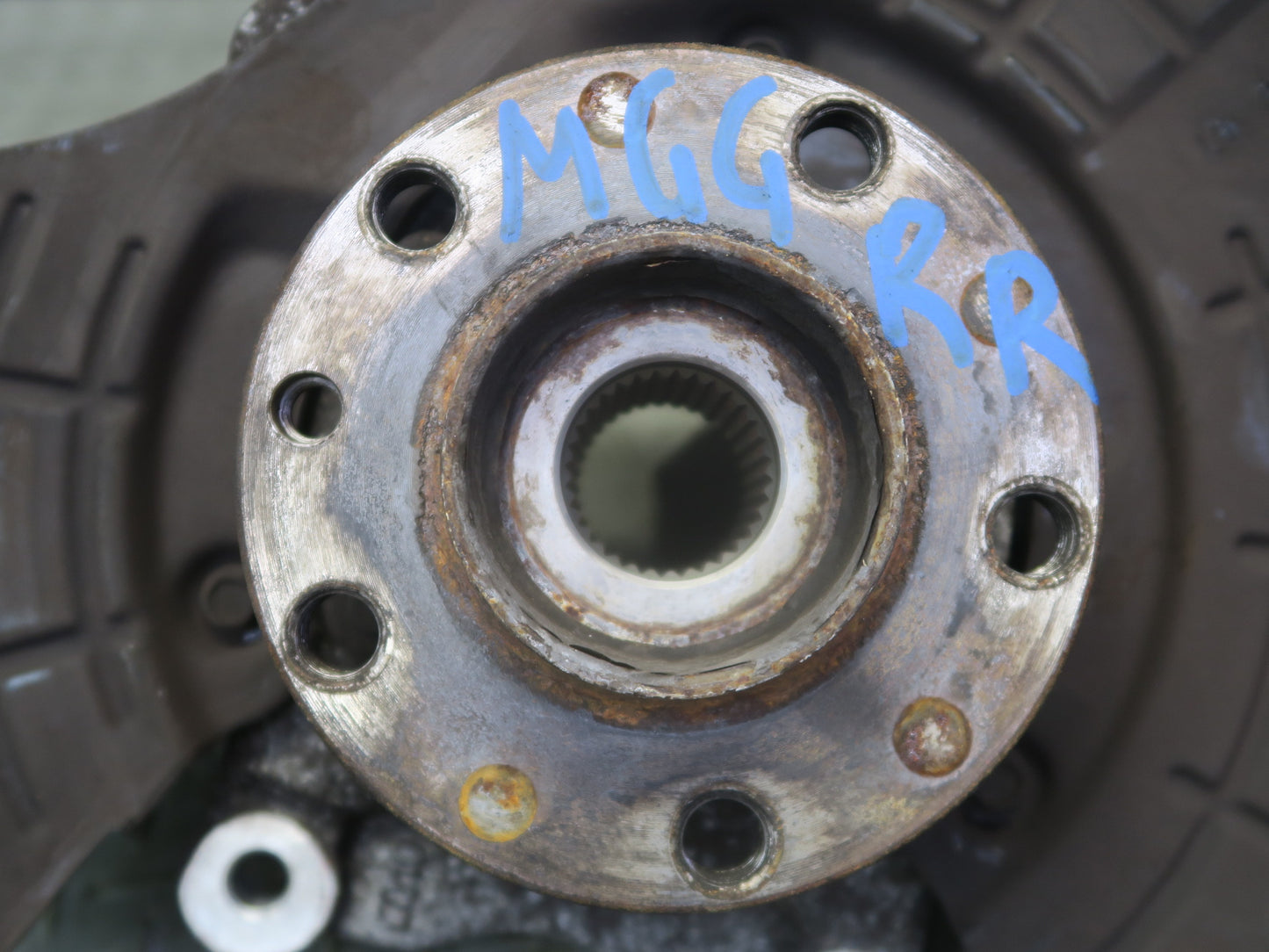 2014-2017 Maserati Ghibli M157 AWD Rear Right Spindle Knuckle Wheel Hub Bearing