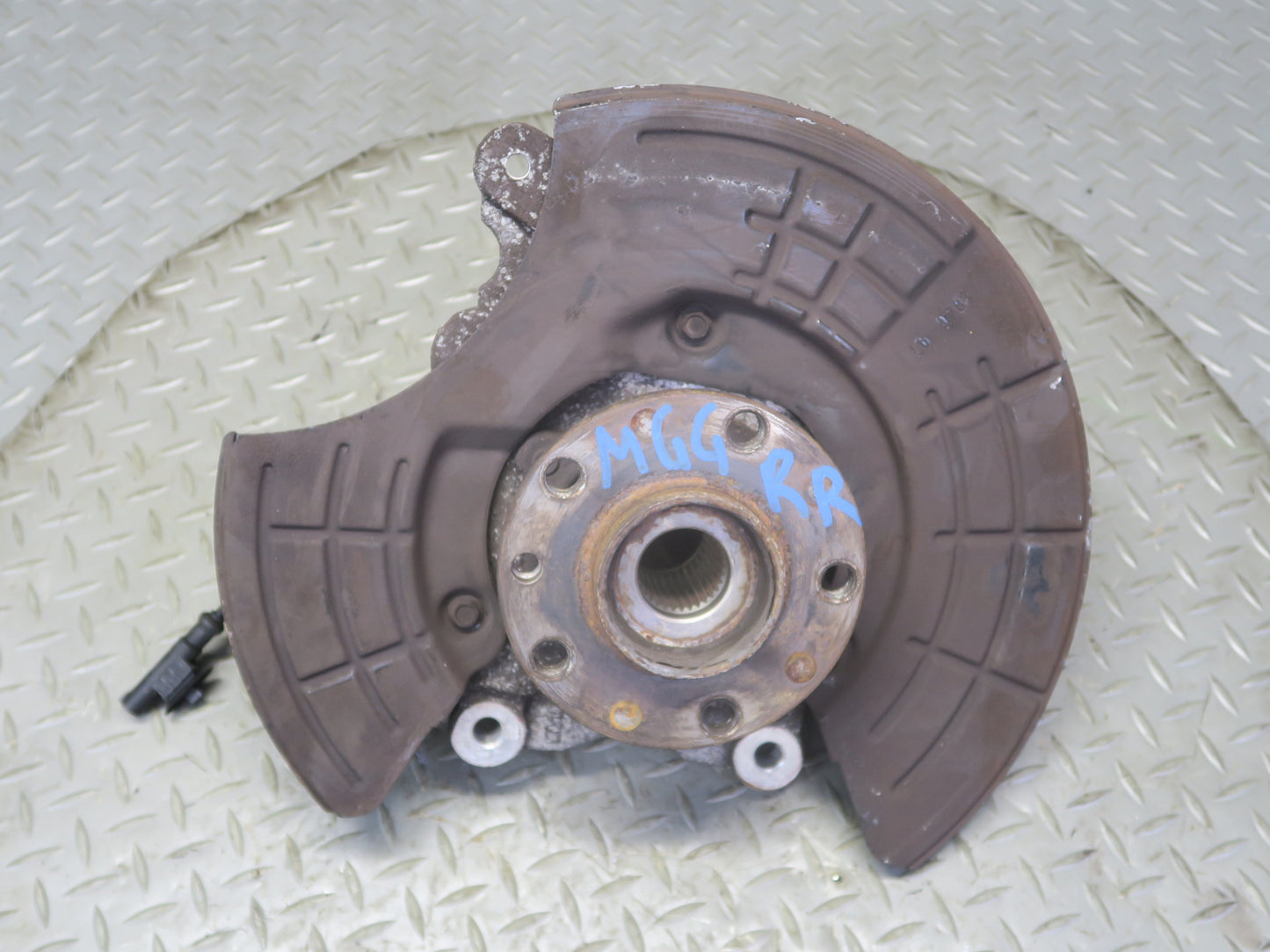 2014-2017 Maserati Ghibli M157 AWD Rear Right Spindle Knuckle Wheel Hub Bearing