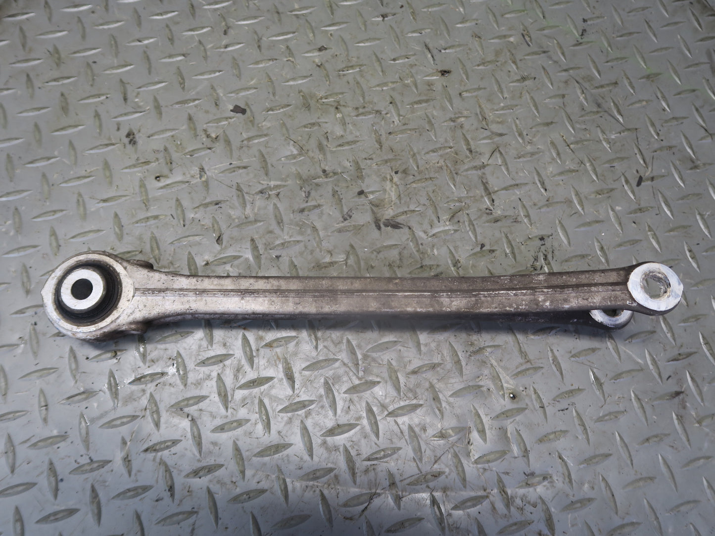 2014-2017 Maserati Ghibli M157 Rear Right Suspension Control Arm Set of 5