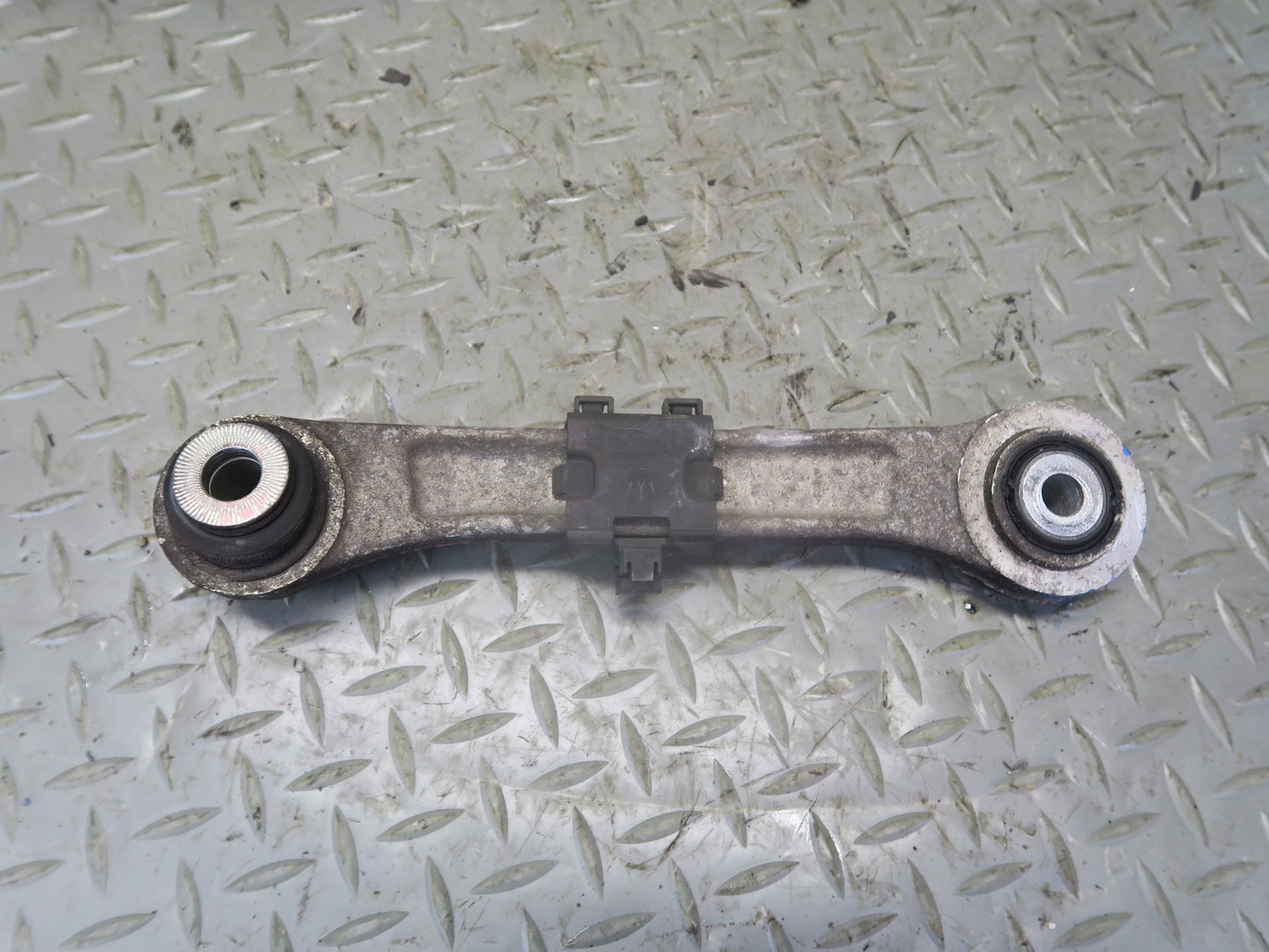 2014-2017 Maserati Ghibli M157 Rear Right Suspension Control Arm Set of 5