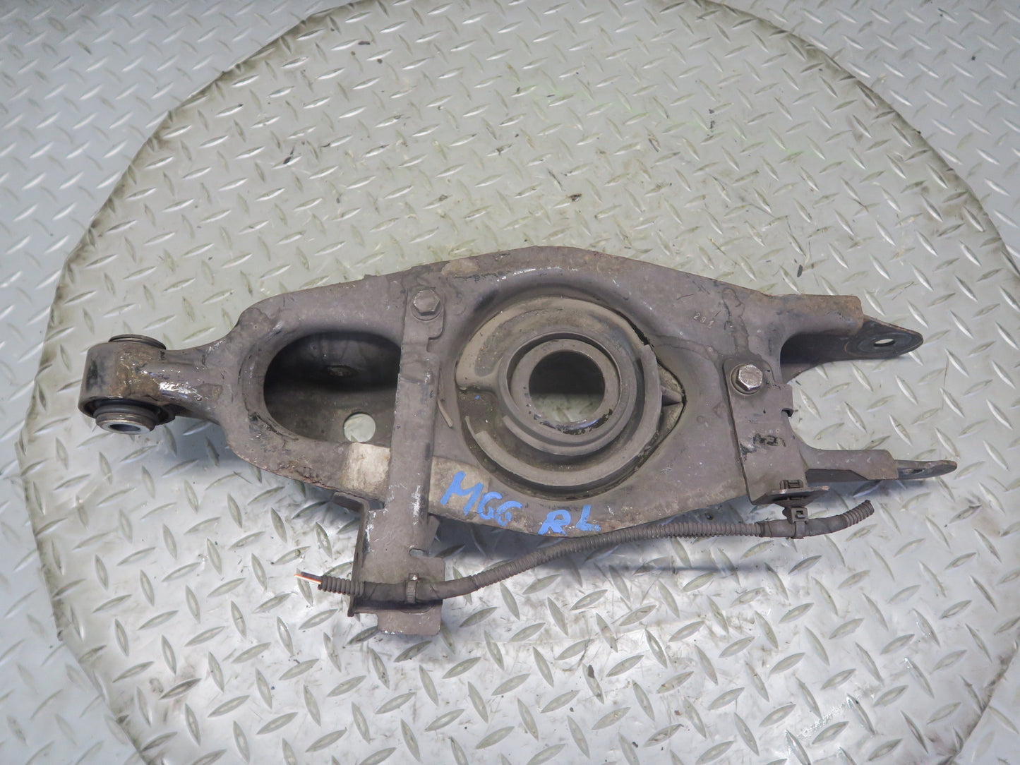 2014-2017 Maserati Ghibli M157 Rear Left Suspension Control Arm Set of 5