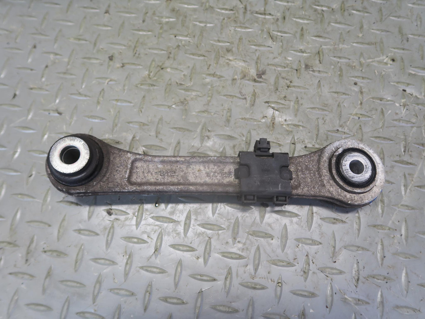 2014-2017 Maserati Ghibli M157 Rear Left Suspension Control Arm Set of 5