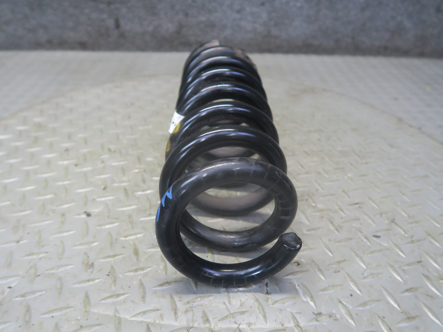 2014-2017 Maserati Ghibli M157 AWD Rear Left & Right Coil Spring Set of 2