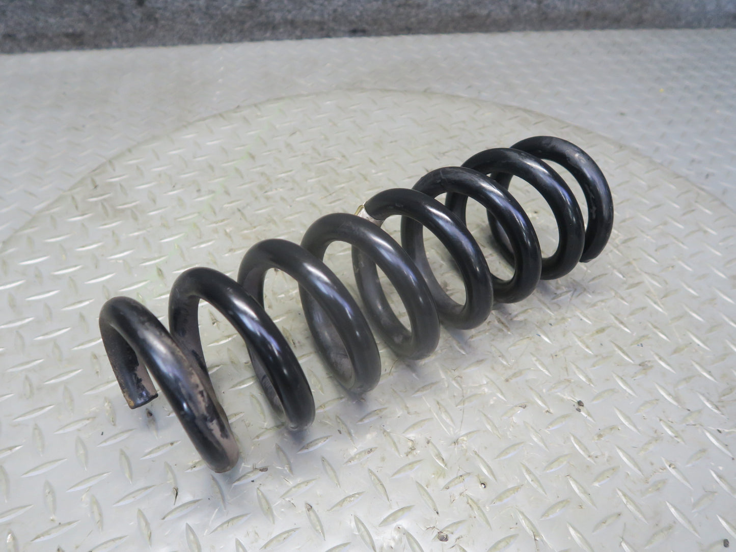 2014-2017 Maserati Ghibli M157 AWD Rear Left & Right Coil Spring Set of 2