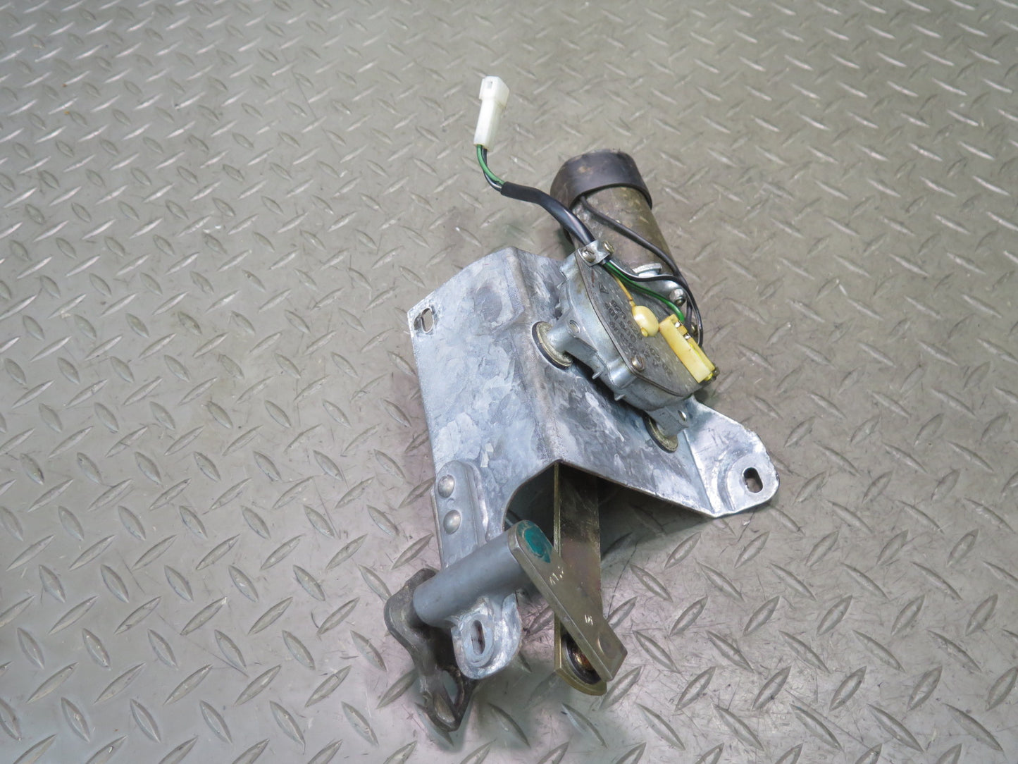 1984-1991 Porsche 928 Rear Trunk Tailgate Hatch Wiper Motor 92862840302