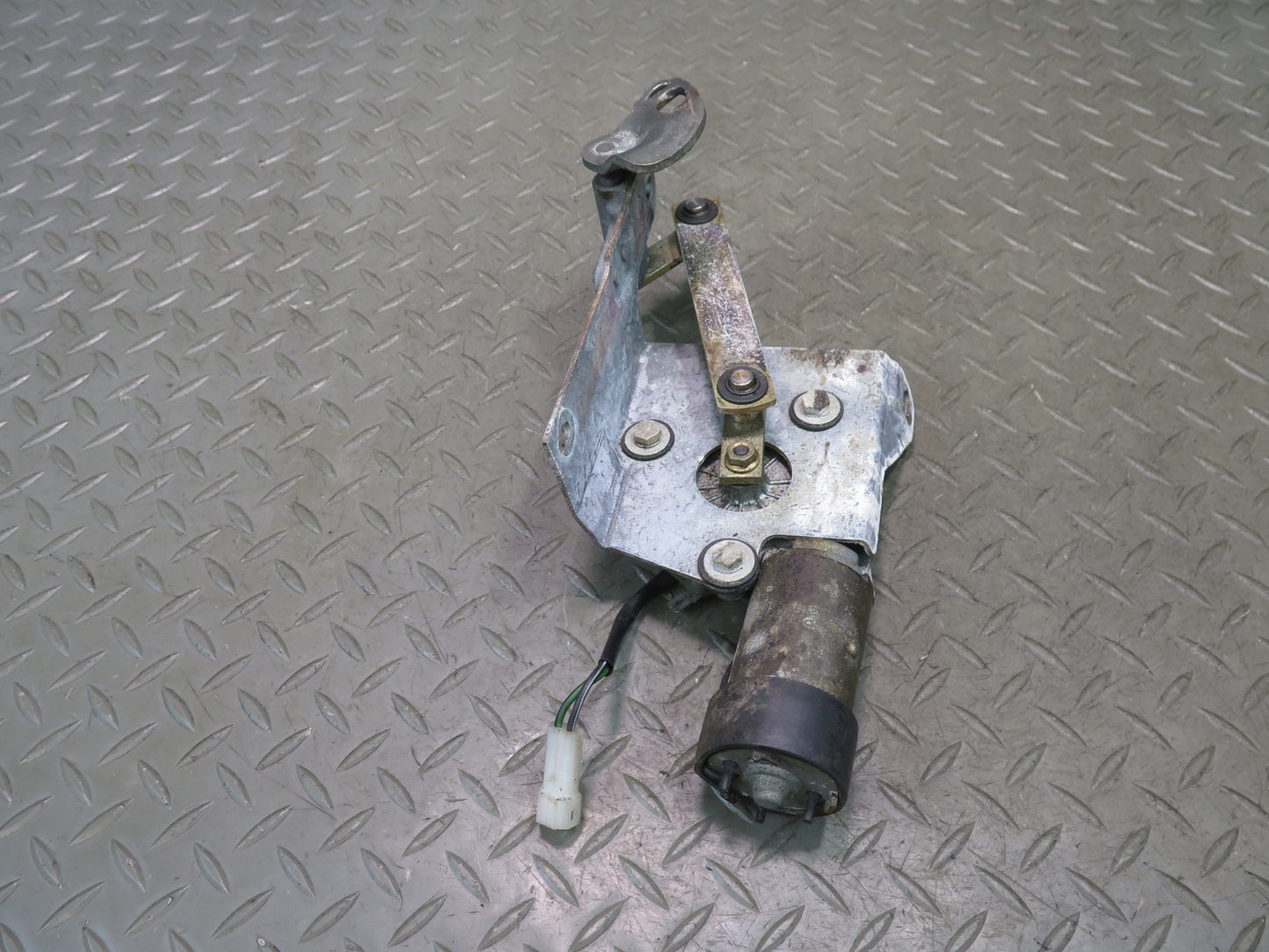 1984-1991 Porsche 928 Rear Trunk Tailgate Hatch Wiper Motor 92862840302