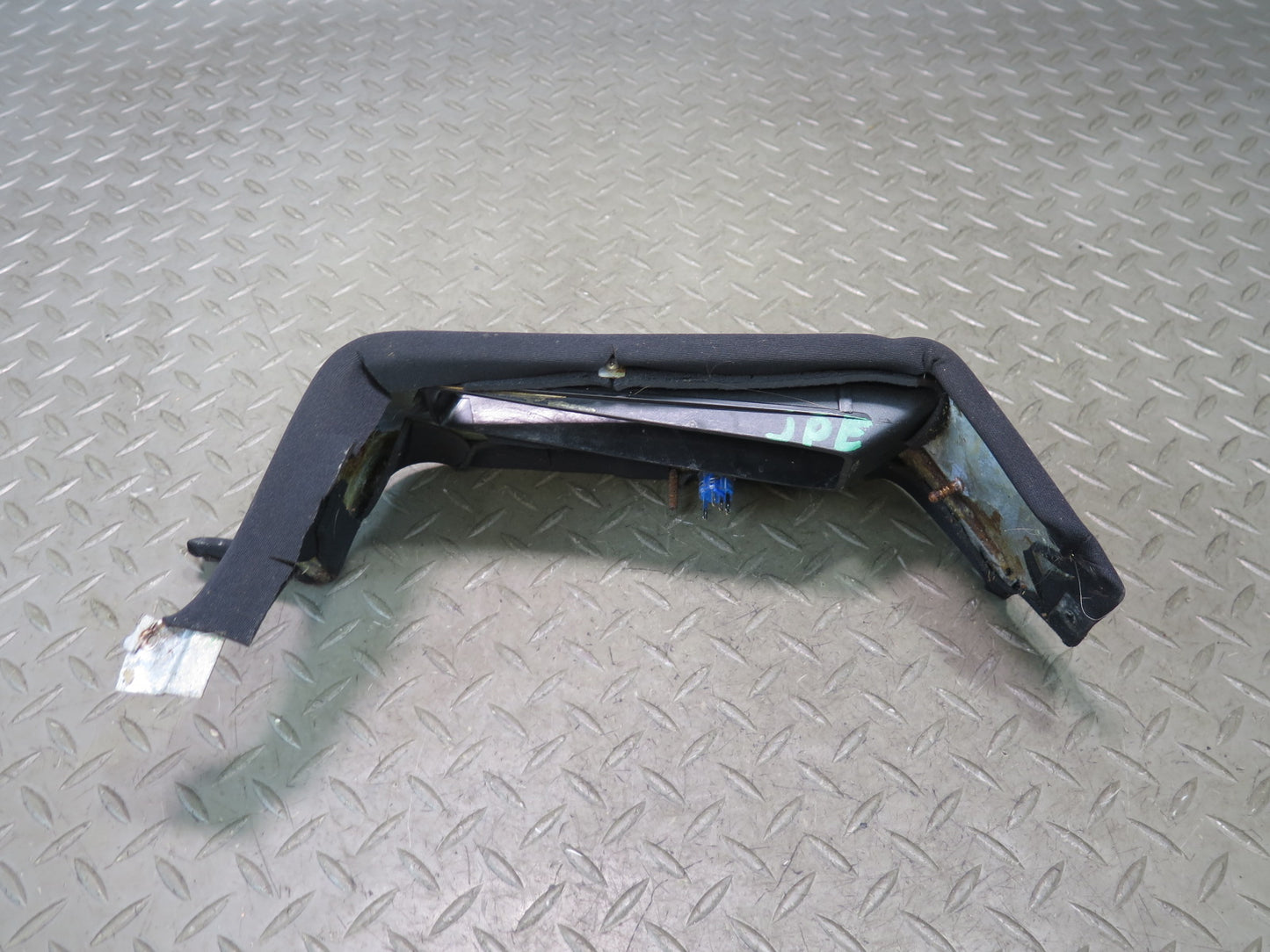 1984-1991 Porsche 928 Front Right Hand Brake Surround Trim Panel Set of 2