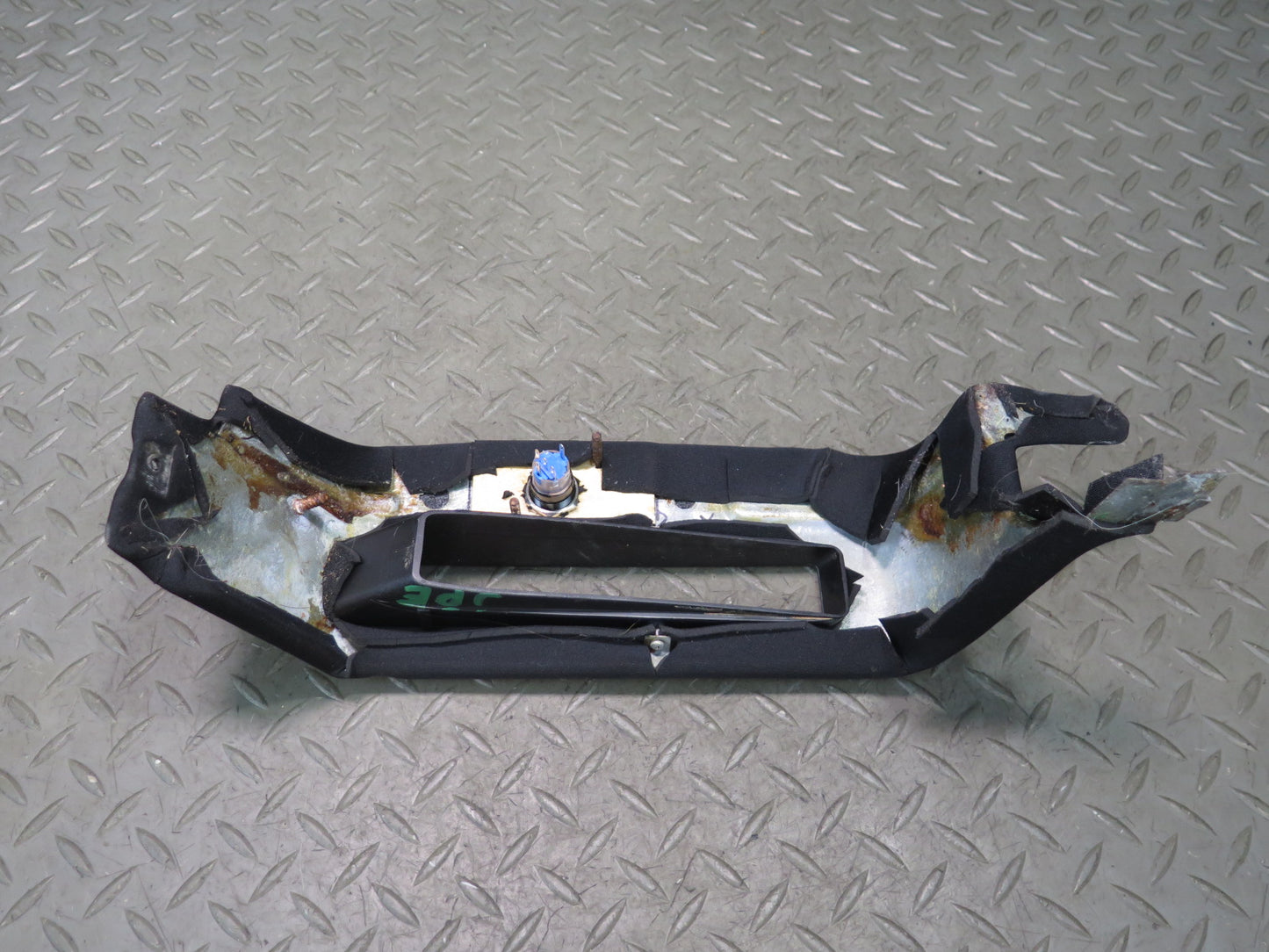 1984-1991 Porsche 928 Front Right Hand Brake Surround Trim Panel Set of 2