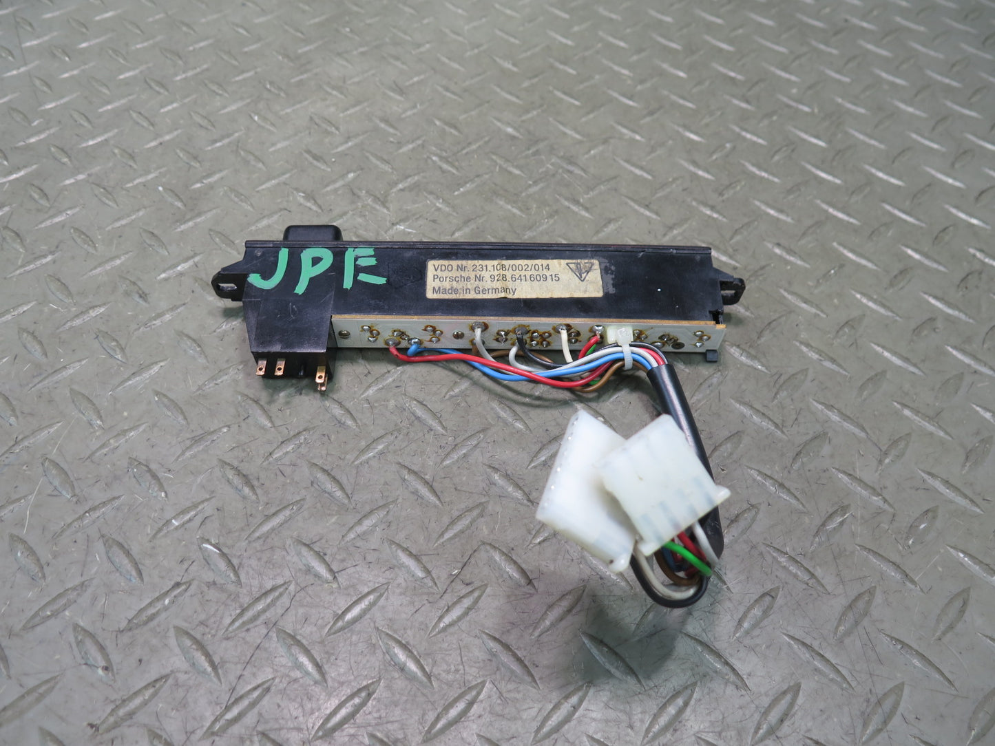 1984-1991 Porsche 928 Front Dash A/C Air Condition Door Lock Switch 92864160915