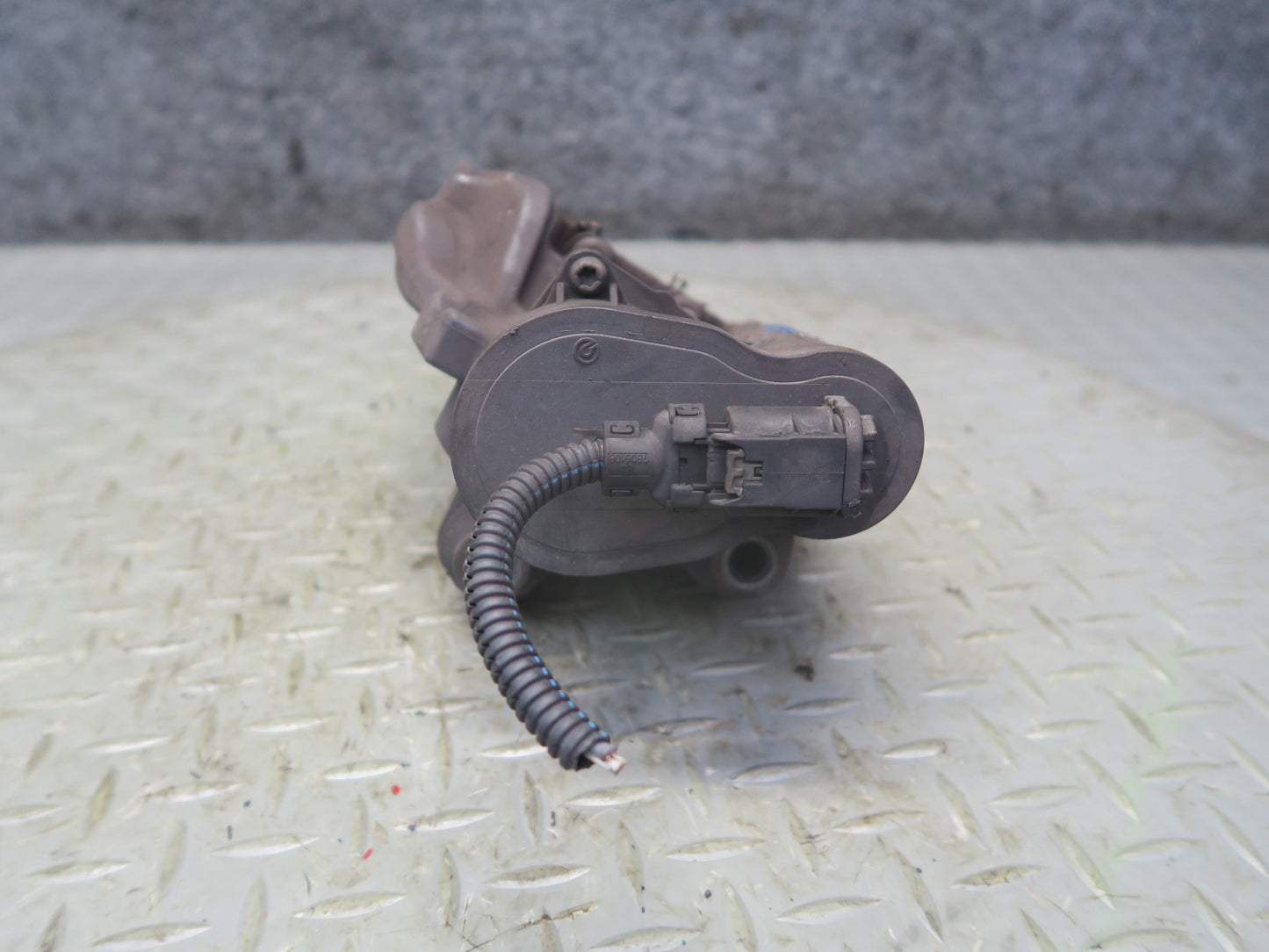 2014-2017 Maserati Ghibli M157 Rear Left & Right Parking Brake Caliper Set of 2