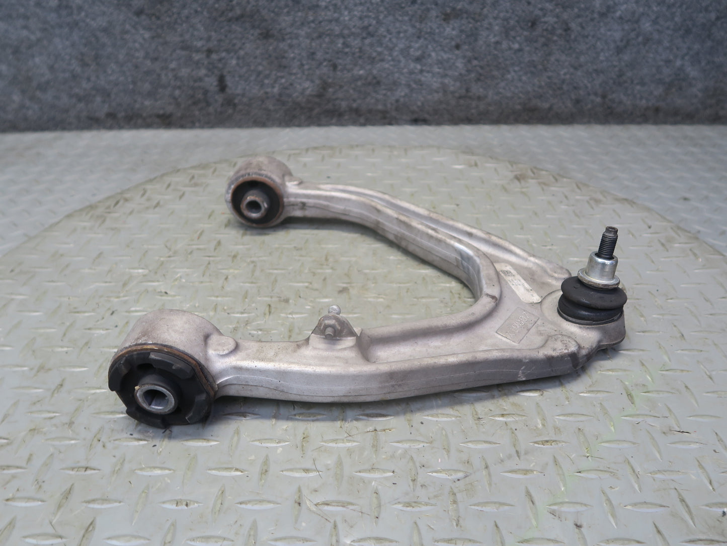 2014-2017 Maserati Ghibli M157 Front Right Upper & Lower Control Arm Set of 2