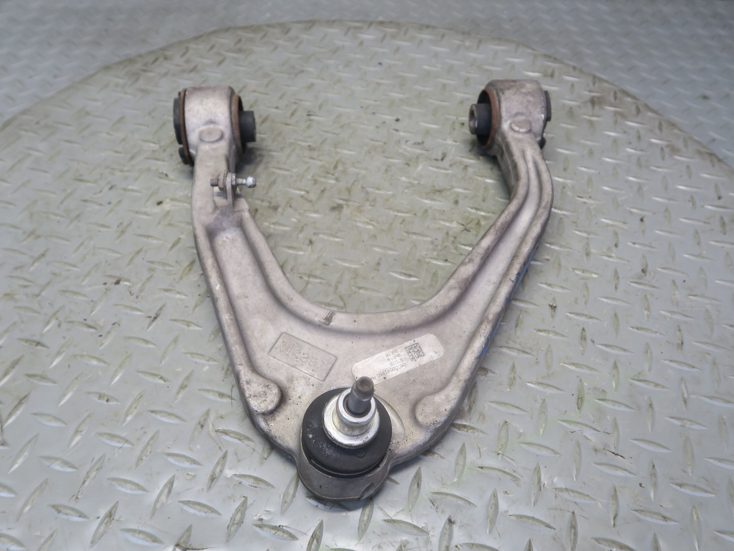 2014-2017 Maserati Ghibli M157 Front Right Upper & Lower Control Arm Set of 2