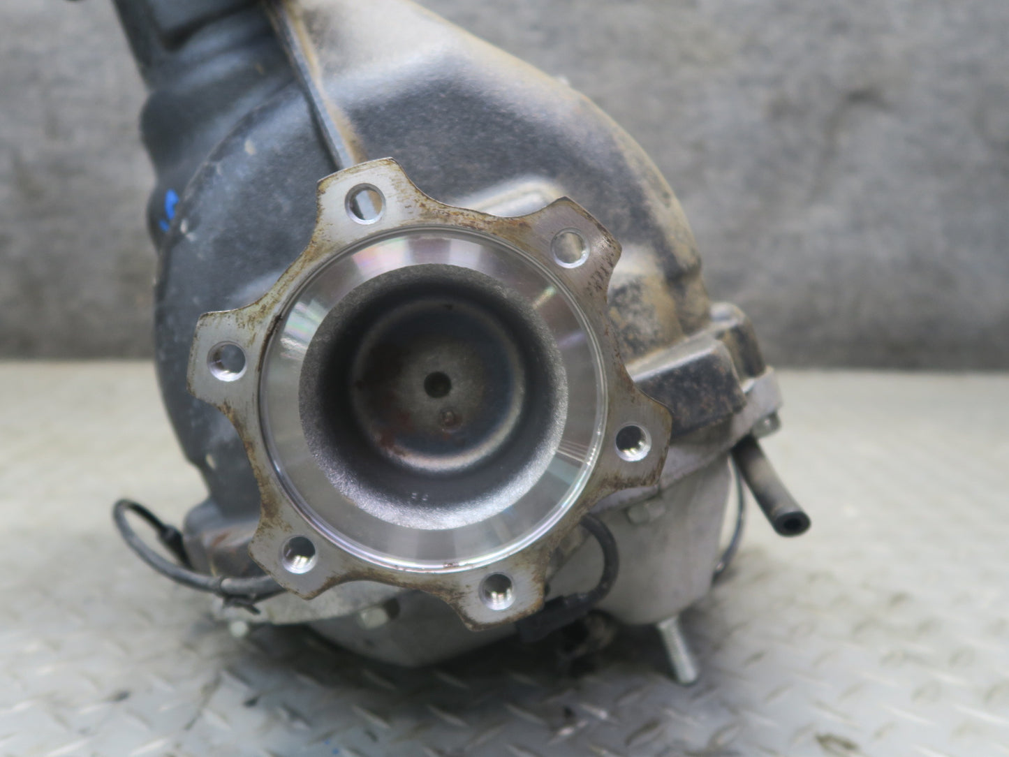 10-20 Nissan Z34 370Z M/T LSD Rear Differential Carrier 3.69 Ratio 31K Miles OEM