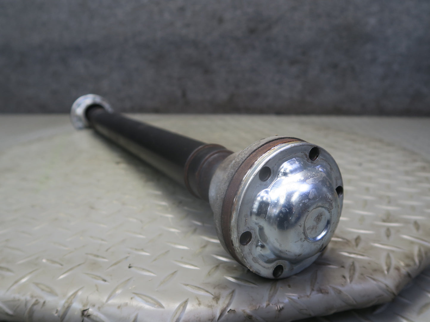 2014-2017 Maserati Ghibli M157 AWD Front Driveshaft Drive Shaft 6700085480