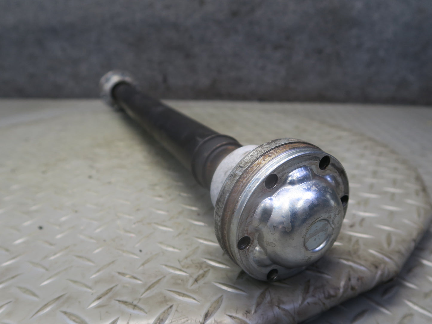 2014-2017 Maserati Ghibli M157 AWD Front Driveshaft Drive Shaft 6700085480