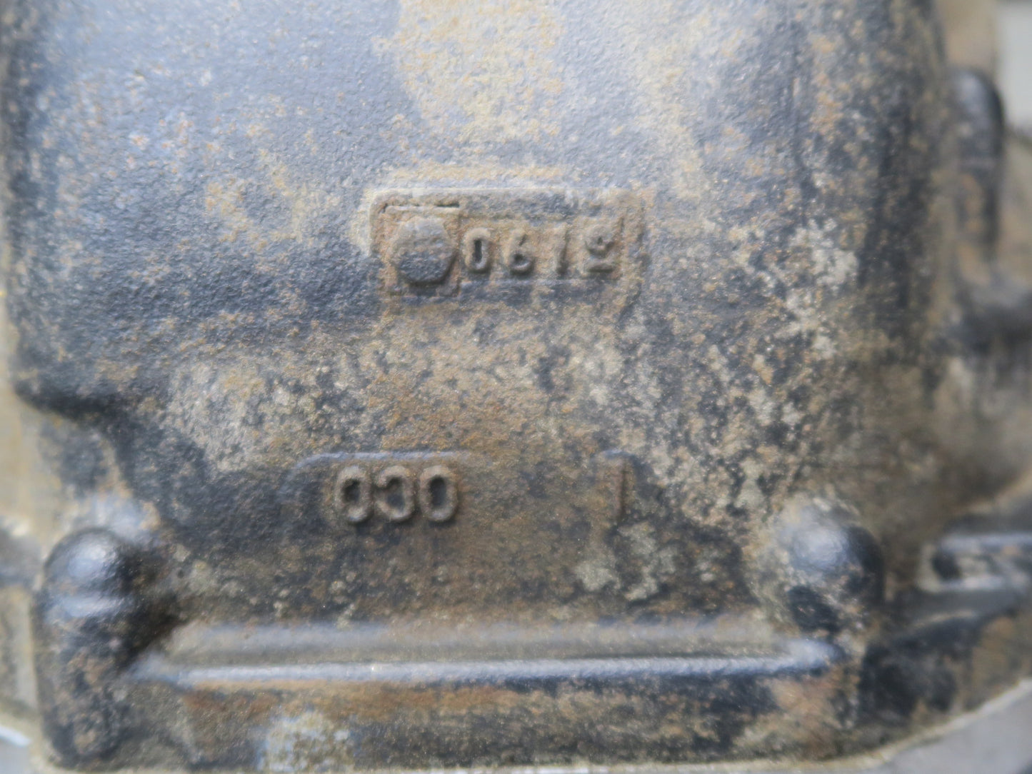 10-20 Nissan Z34 370Z M/T LSD Rear Differential Carrier 3.69 Ratio 31K Miles OEM