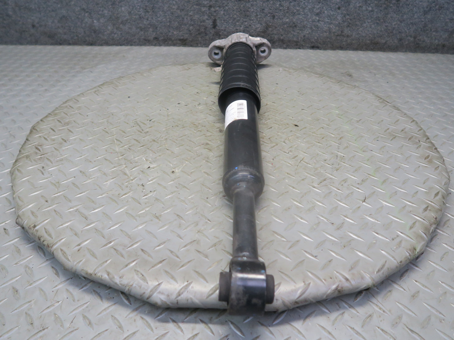 2014-2017 Maserati Ghibli M157 AWD Rear Strut Shock Absorber Set of 2