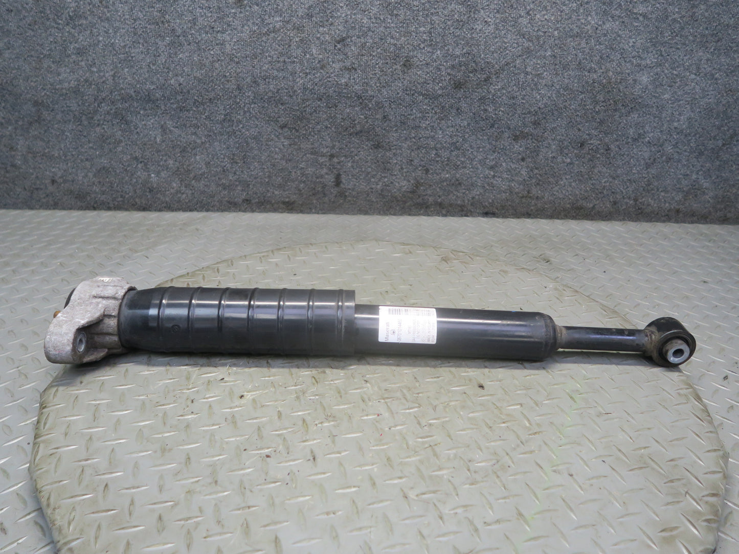 2014-2017 Maserati Ghibli M157 AWD Rear Strut Shock Absorber Set of 2