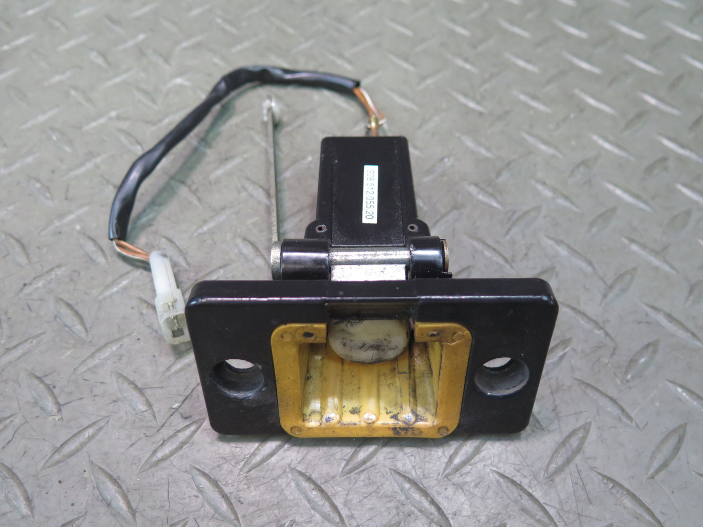 1984-1986 Porsche 928 Rear Trunk Hatch Lock Latch Receiver w Actuator Motor