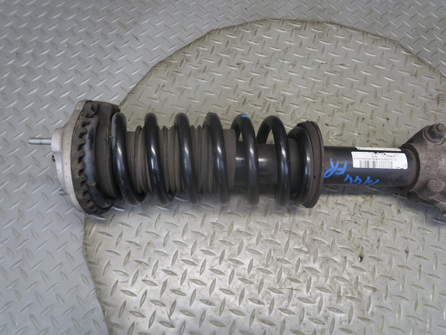 14-20 Maserati Ghibli M157 SQ4 AWD Front Left & Right Strut Shock Absorber Set