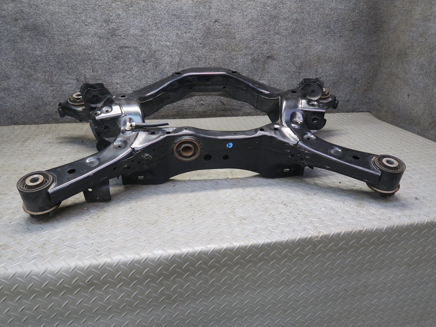 09-20 Nissan Z34 370Z Rear Suspension Subframe Crossmember Carrier 31K Miles OEM