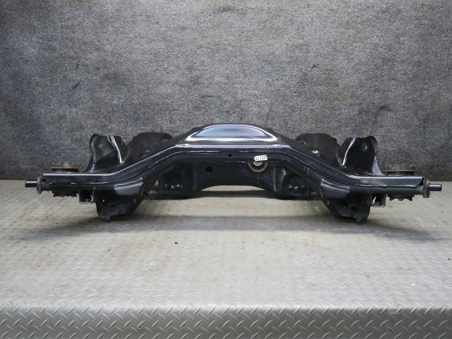 09-20 Nissan Z34 370Z Rear Suspension Subframe Crossmember Carrier 31K Miles OEM