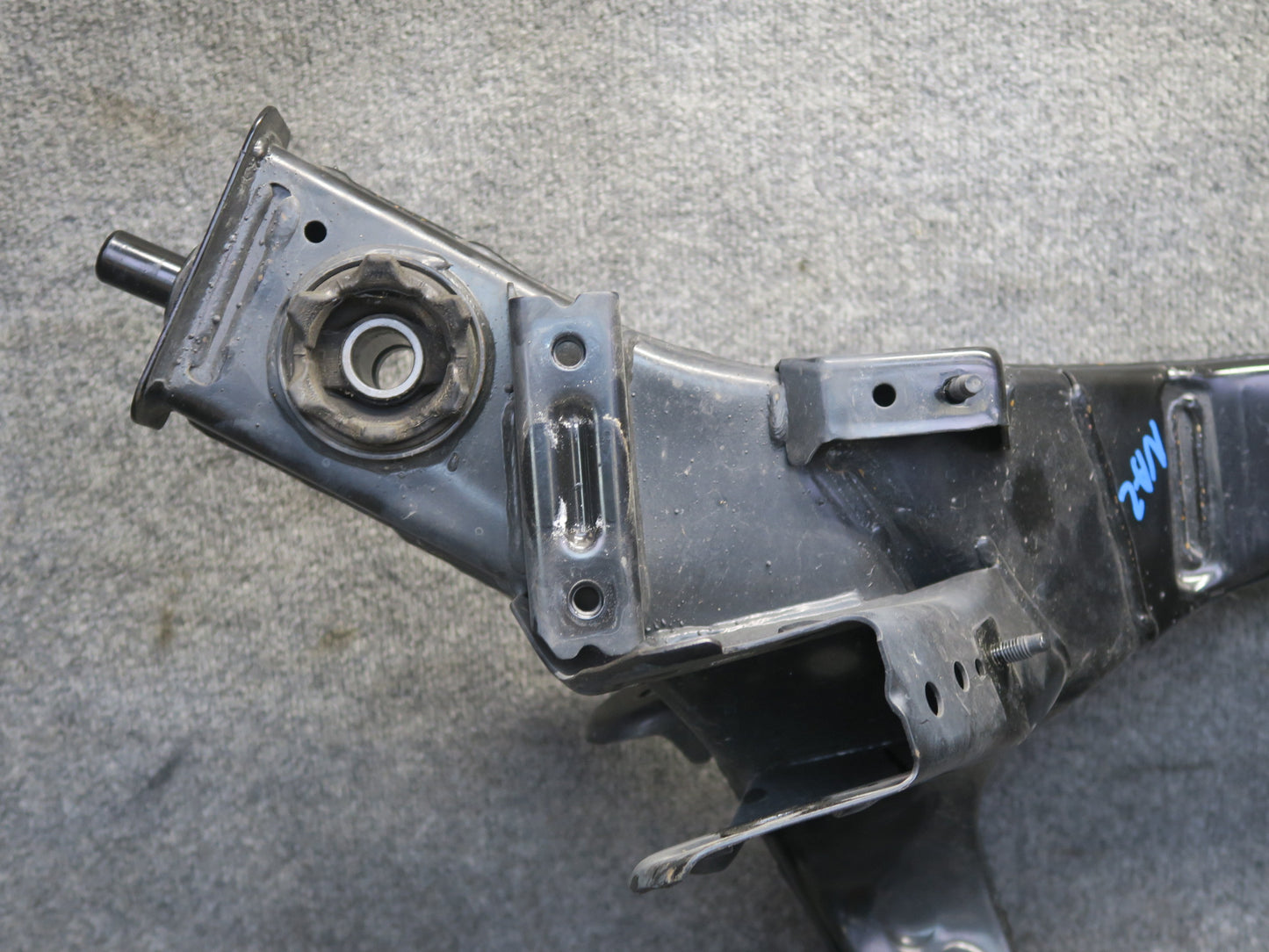09-20 Nissan Z34 370Z Rear Suspension Subframe Crossmember Carrier 31K Miles OEM