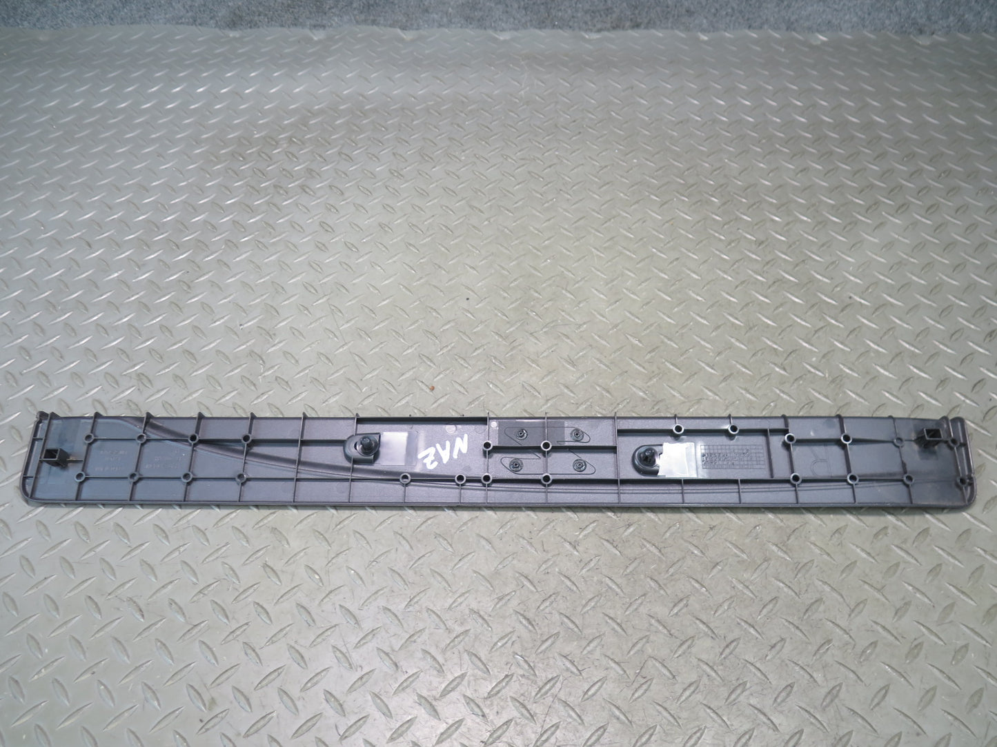 09-20 Nissan Z34 370Z Set of 2 Left & Right Door Scuff Sill Plate Trim Black OEM