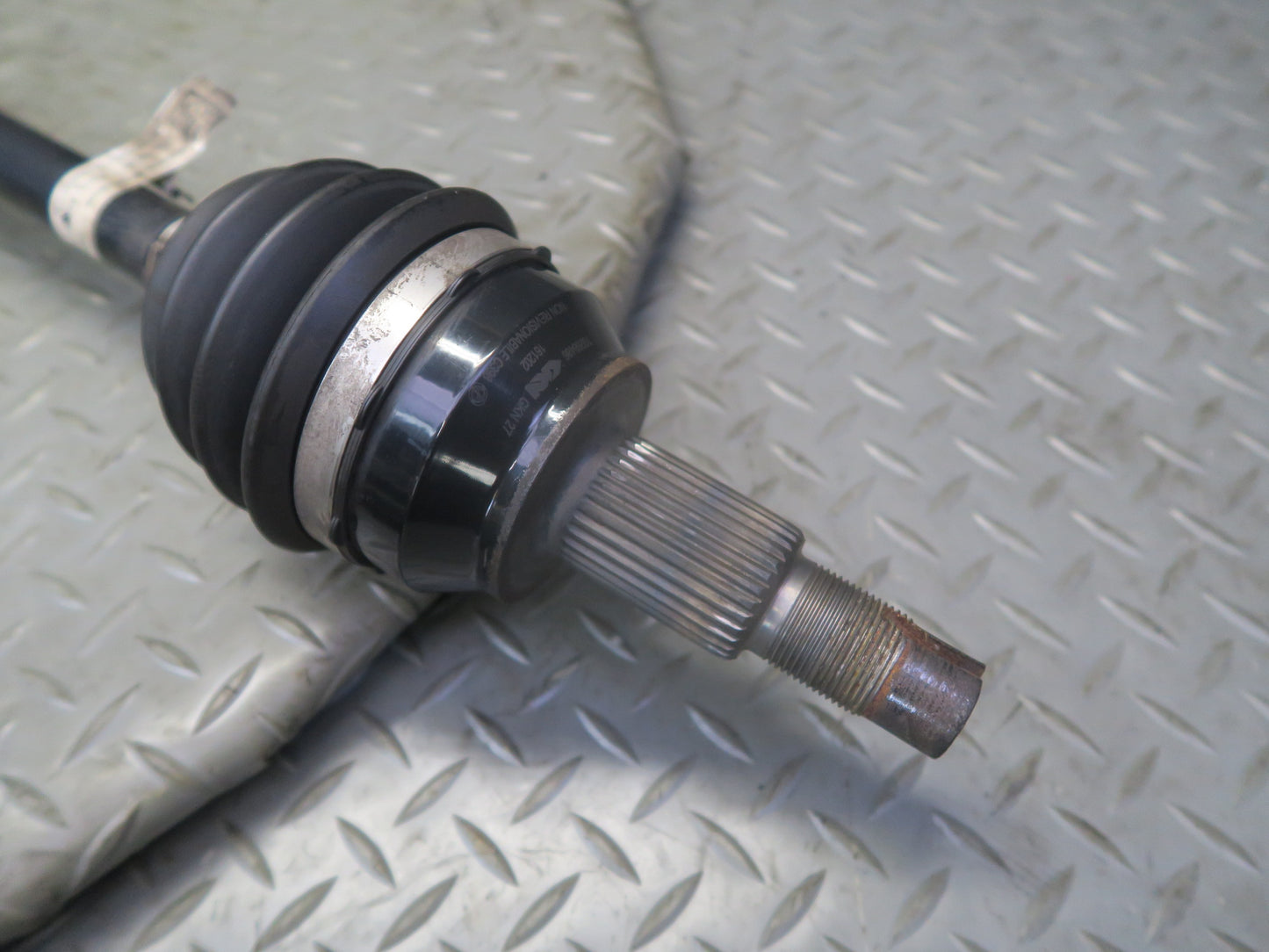 2014-2017 Maserati Ghibli M157 Front Left Suspension Axle Shaft 670032034