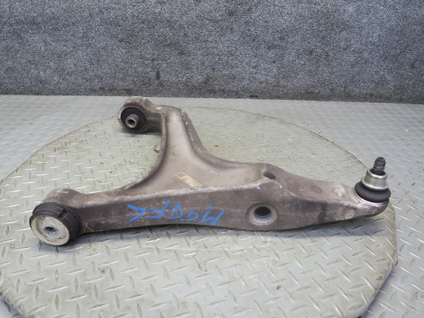 2014-2017 Maserati Ghibli M157 Front Left Upper & Lower Control Arm Set of 2