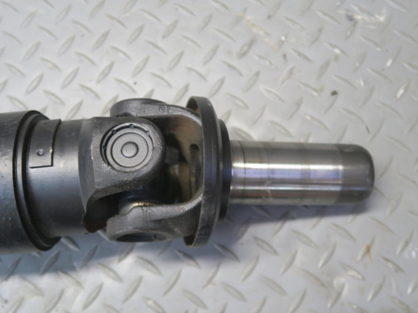 09-20 Nissan Z34 370Z M/T Rear Propeller Drive Shaft Driveshaft 31K Miles OEM
